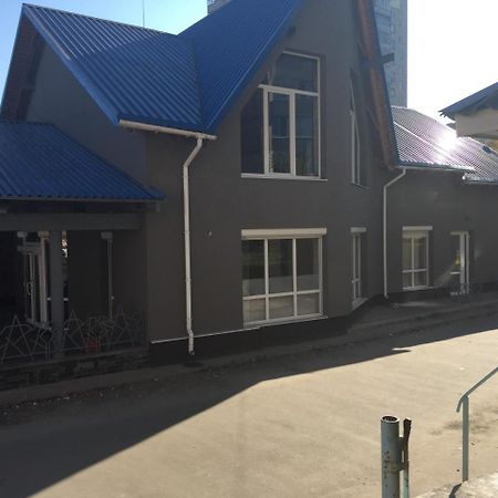 Hostel -Hotel Granat Rivne City Εξωτερικό φωτογραφία
